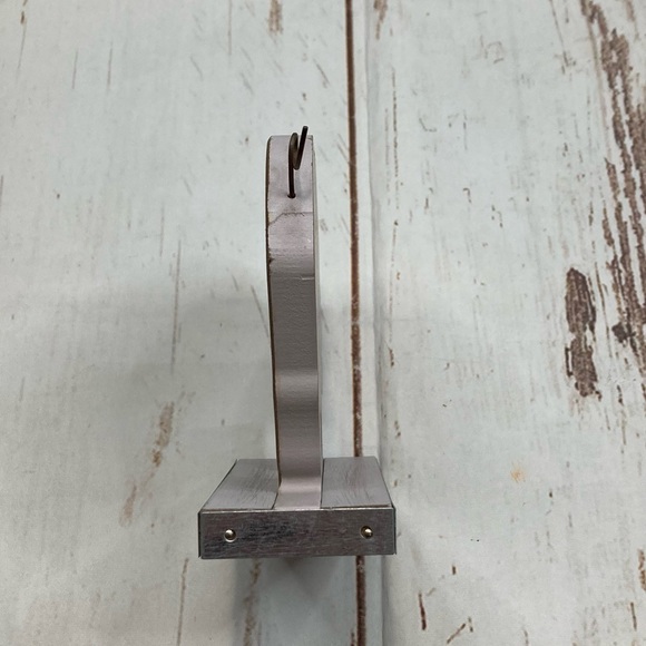 Young’s INC. Plant Smiles Grow Laughter Harvest Love Pig Sign Gray & White - Picture 3 of 10